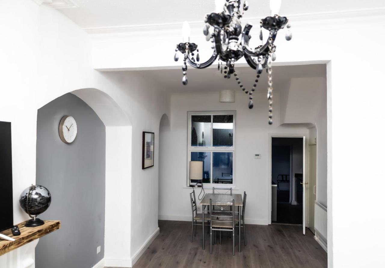 Cozyhouses Кингстън ъпон Хъл Екстериор снимка
